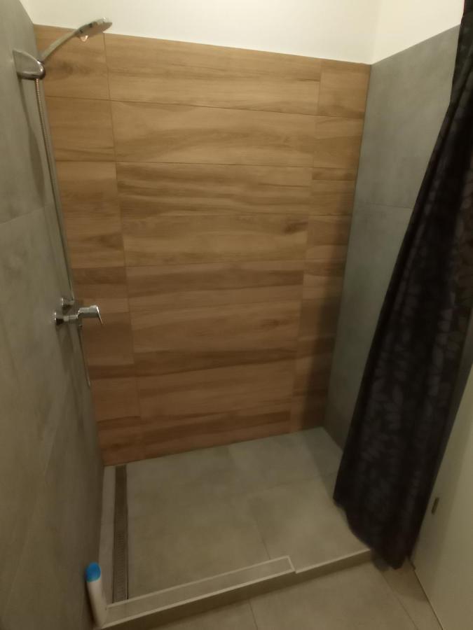 Apartman Greyblack Styles